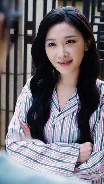 Poor Girl Forced to Marry Disabled CEO for Sister, Not Knowing He Was Faking_Madly in Love With Her