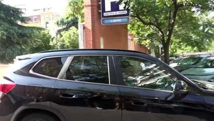 EXCLUSIVA| El alcalde Almeida abandona el hospital, rumbo al ayuntamiento, a la espera del nacimiento de su hijo