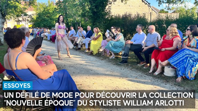 Un défilé de mode pour découvrir la collection “Nouvelle époque” du styliste William Arlotti