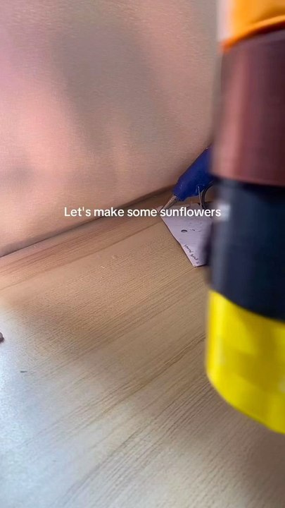 DIY Ribbon Sunflowers Tutorial via: @teahaaflowerCreate beautiful sunflowers using ribbon with this easy DIY tutorial! Perfect for decorating gifts, wreaths, or adding a cheerful touch to your home.