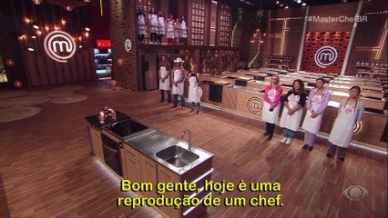 Jacquin chama Fogaça de "feio" e imita o colega no MasterChef