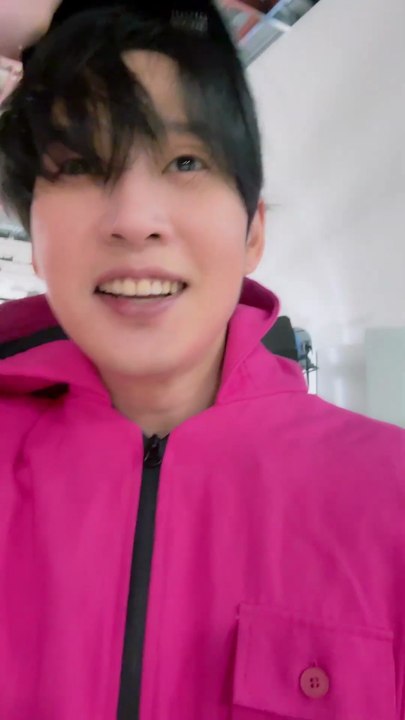 Catch Us If You Can: Squid Game Cast Plays Hide and Seek