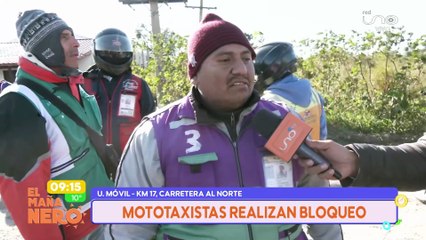 MOTOTAXISTAS REALIZAN BLOQUEO