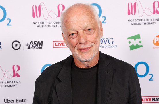 David Gilmour pays tribute to Nordoff and Robbins charity as he accepts O2 Silver Clef Award