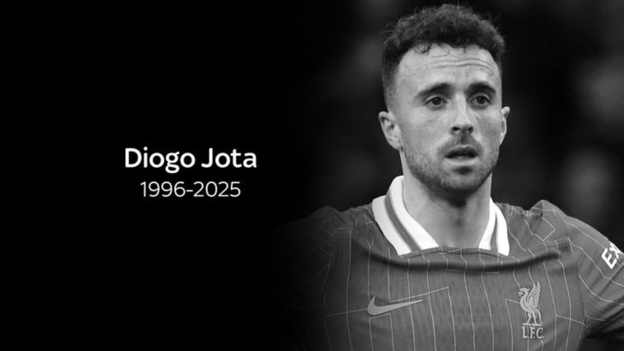Sporting world pauses to pay tribute to Diogo J...