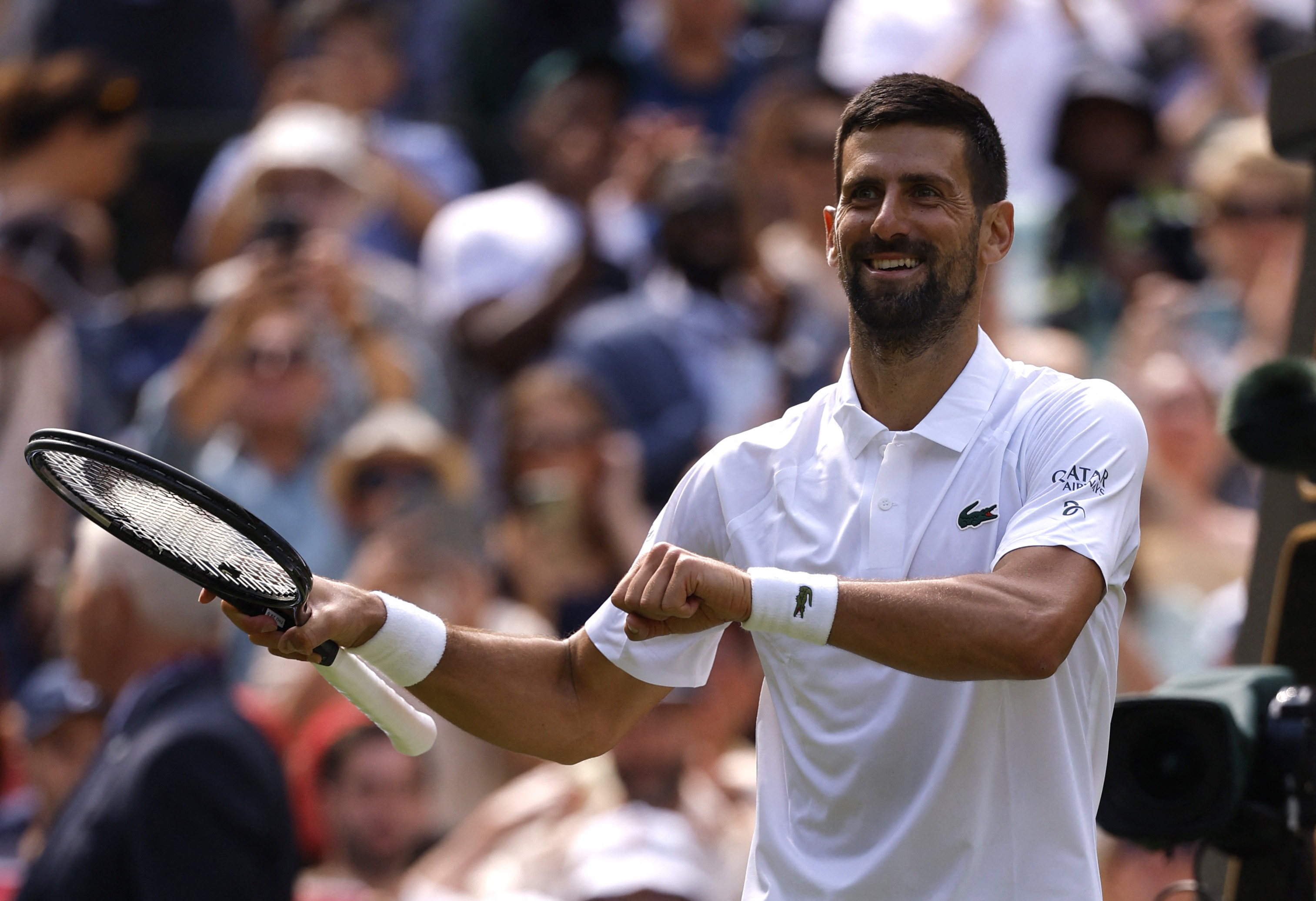 Wimbledon : Djokovic écrase Evans en trois sets