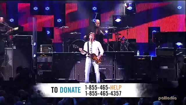 Helter Skelter (The Beatles song) - Paul McCartney (live)