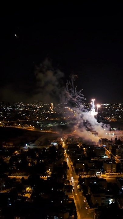 Magic of Fireworks | Firecrackers Exploding in the Night Sky | Amazing Fireworks Display