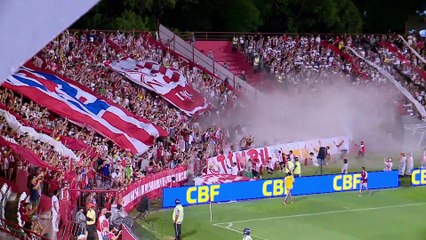 Nautico se prepara para a batalha contra Floresta: gestão de crise financeira e renovação de contrato rendem fôlego ao clube no campeonato Brasileiro Série C