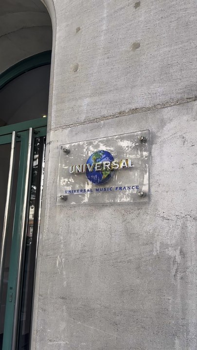 Faire danser des stars Che me Universal ✨