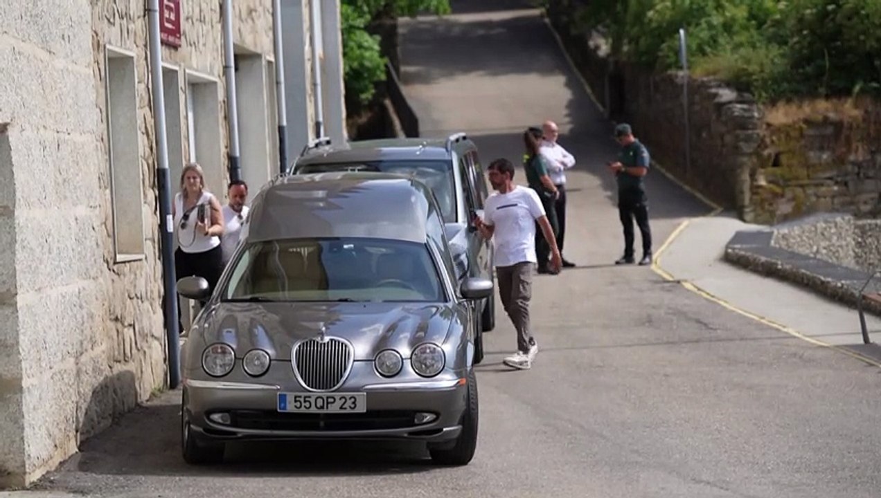 Décès de Diogo Jota: deux corbillards arrivent en Espagne pour rapatrier les corps au Portugal