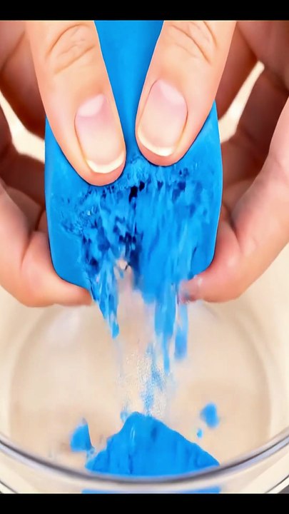 Sable cinétique qui s’effrite doucement : sons ASMR grainés & tapotements apaisants pour relaxation instantanée