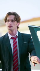 Dia bisa meramal masa depan, dan melihat dirinya menjadi pengantin vampir tampan!-FULL Drama