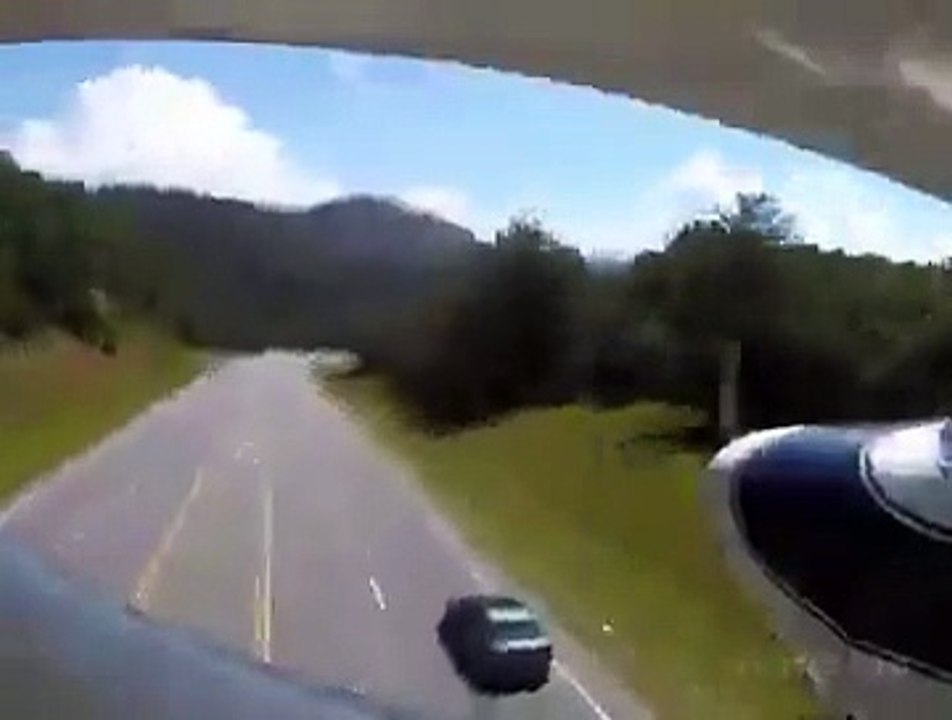 Pilot made an emergency landing on highway #news #landing