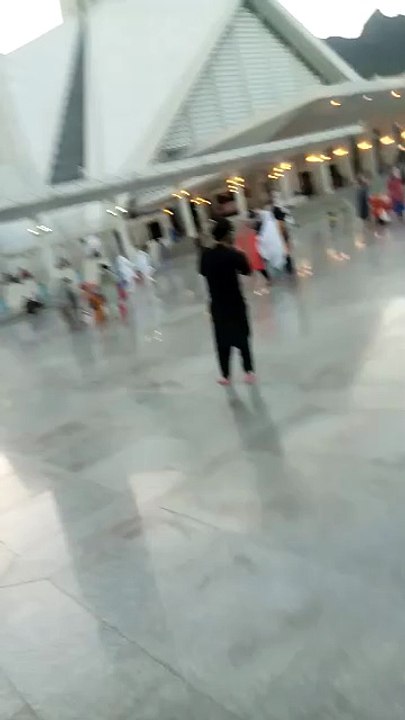 Azan at masjid