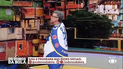 Craque Neto reage ao teste de reflexos de Weverton, do Palmeiras