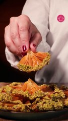 اكتشف وصفة بقلاوة بالفستق الفاخر 🍬 سهلة ولذيذة