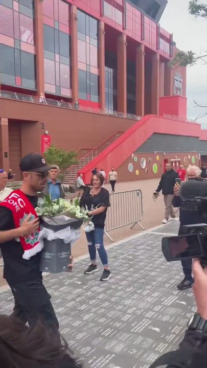 Jordan Henderson pays emotional tribute to Diogo Jota after tragic death at Anfield