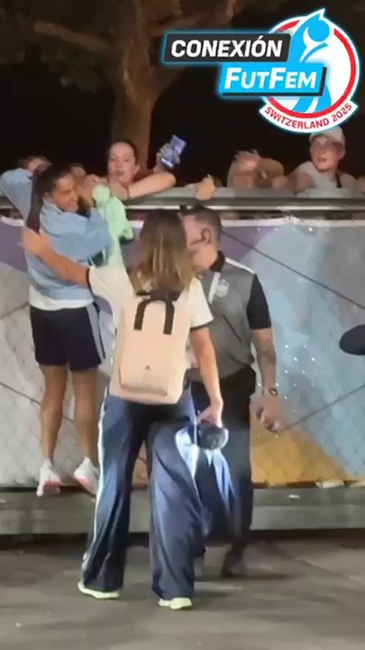 El emotivo momento entre Alexia Putellas y Kika Nazareth