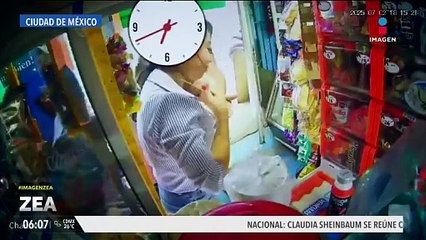 VIDEO: Ladrón asalta a mujer en una tienda en la alcaldía Gustavo A. Madero