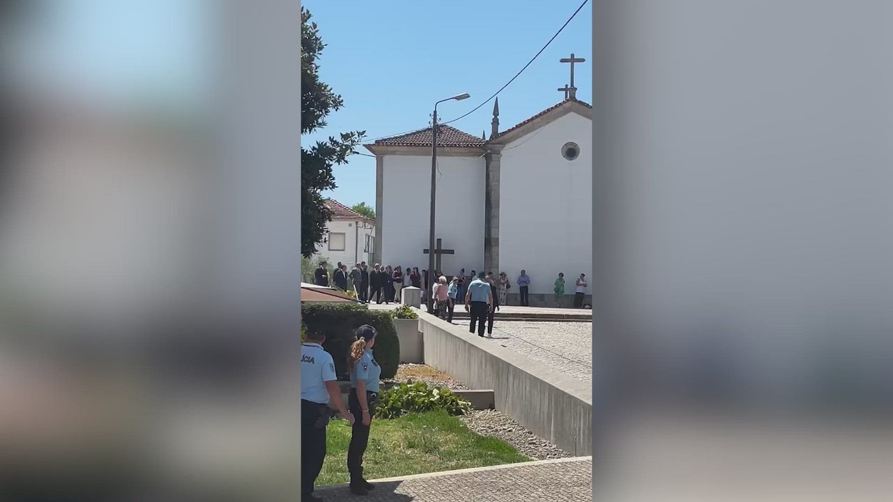 El presdiente de Portugal acude al funeral de Diogo Jota