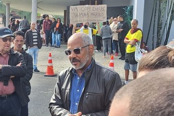 "Algum dia a saudade vai diminuir?", diz pai de Juliana Marins em velório