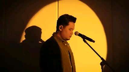 mamah aku ingin pulang (cover Arga adistama)