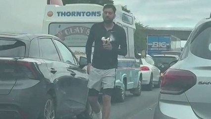 Stuck motorists enjoy ice cream