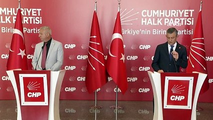 CHP Lideri Özel bakın yolsuzluktan gözaltına alınan Kara için ne dedi! “Değer verdiğimiz bir arkadaşımız”