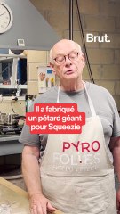 Il réalise des effets spéciaux dans son hangar