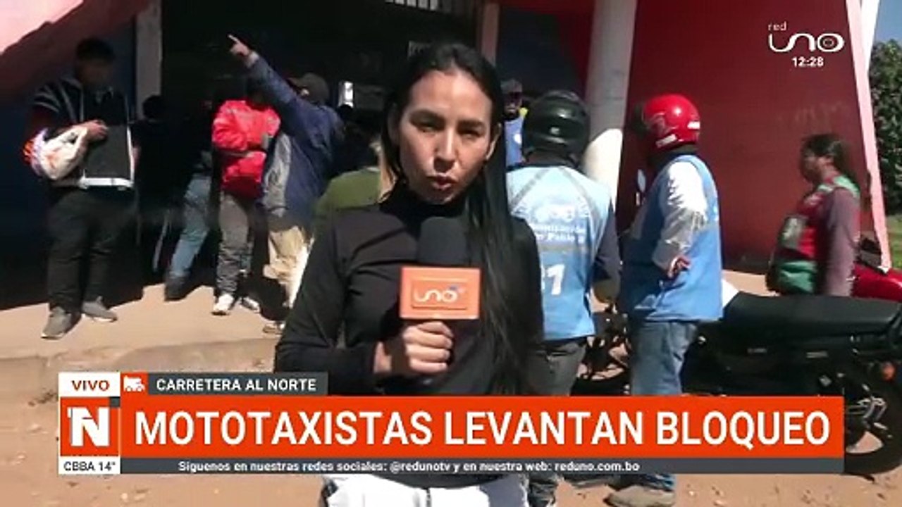 Mototaxista levantan bloqueo