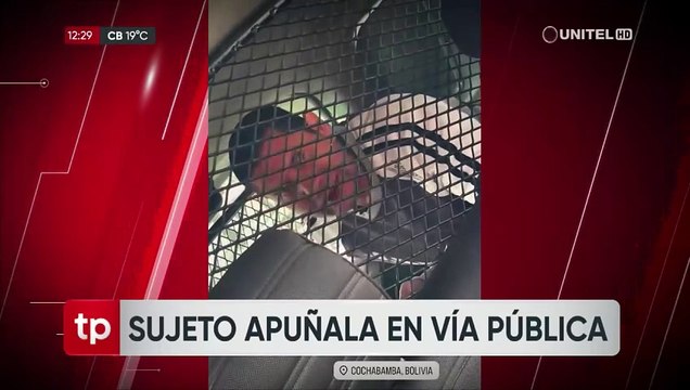 Surgen nuevas imágenes del momento en el que un sujeto ataca con un cuchillo a varias personas en Cochabamba
