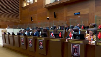 tn7-con-lluvia-de-mociones-busca-frenar-avance-de-plan-para-jornadas-4-x-3-040725