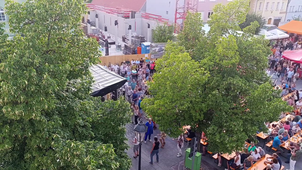 Gunzenhausen Bürgerfest 2025 Sharks Blick vom Altmühl-Boten