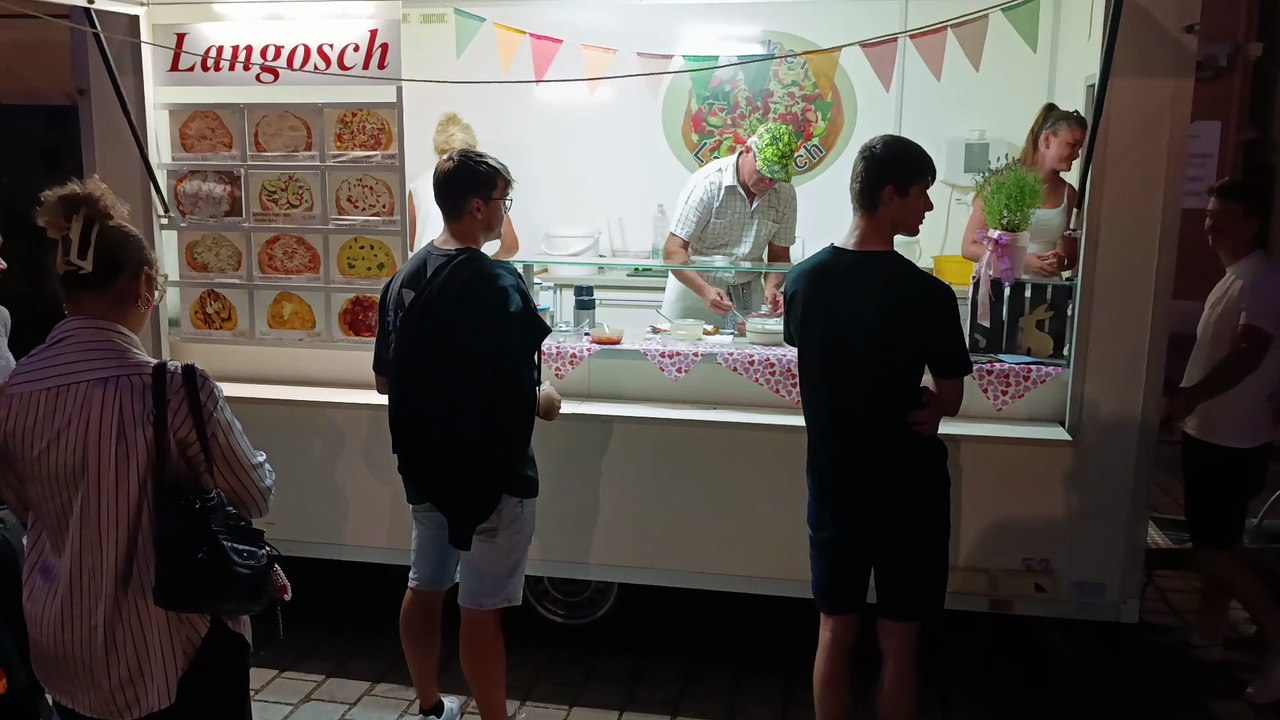 Gunzenhausen Bürgerfest 2025 Leckeres Essen gab es an vielen Ständen