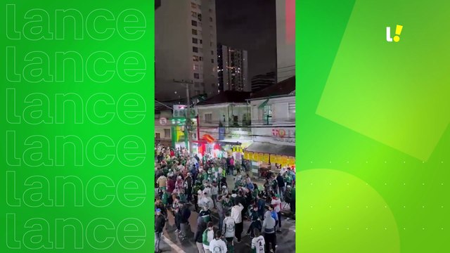 Festa nos arredores do Allianz antes de Palmeiras x Chelsea