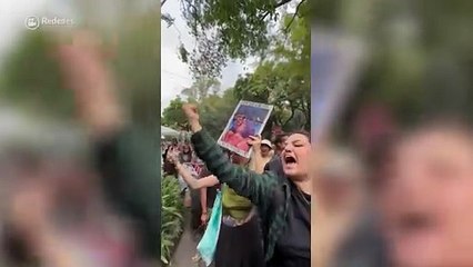 ¡Fuera gringos! Protestan contra la gentrificación en la CDMX