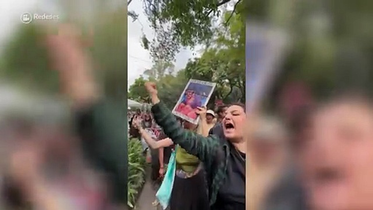 ¡Fuera gringos! Protestan contra la gentrificación en la CDMX