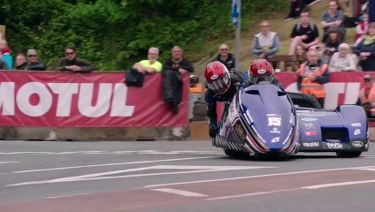 Isle Of Man TT - A great slow-mo from newcomer Harry Pane and Mark Wilkes at the Quarterbridge!