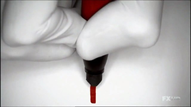 Le générique de la série Nip Tuck