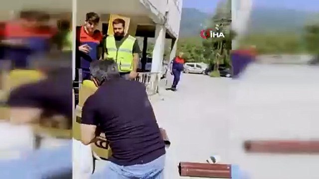 Türkiye'nin yılan avcısı Yılancı Kemal'i bir kez daha yılan ısırdı!