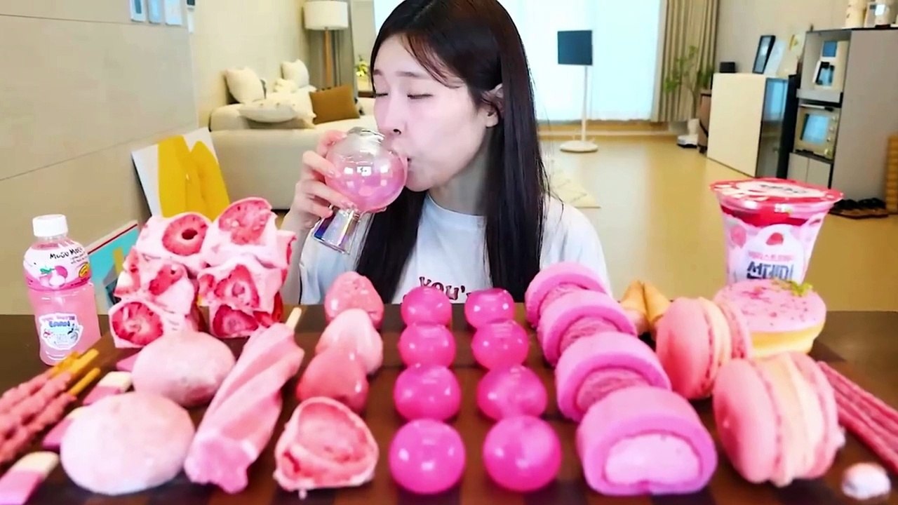 ASMR MUKBANGPink Dessert Ice Cream Macaron Jelly Mukbang & Recipe DESSERT ICE CREAM MACARONS EATING