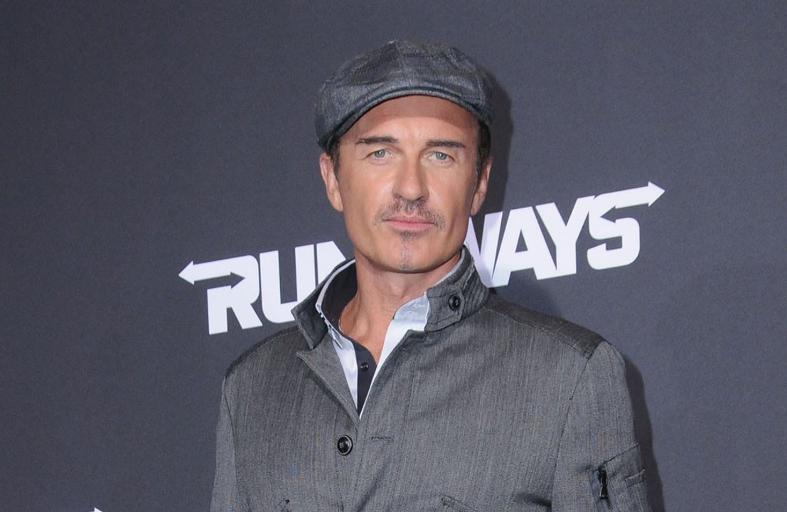Alyssa Milano feels 'heartbroken' over Julian McMahon's passing