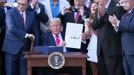 Stati Uniti, tasse e spesa pubblica: Trump firma il "Beautiful Bill"