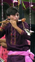 মুখ লাল হয়ে গেল বাঁশি বাজিয়ে ওমা