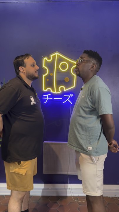 Donne moi deux joueurs ayant joués ensemble !