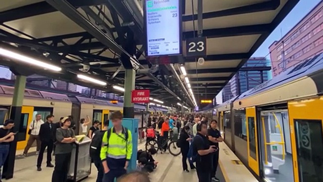 New South Wales government and rail union end industrial stalemate