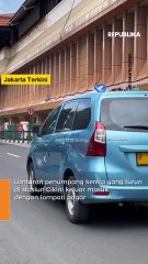 KAI Jakarta Tegaskan Larangan Aksi Lompat Pagar di Stasiun Cikini