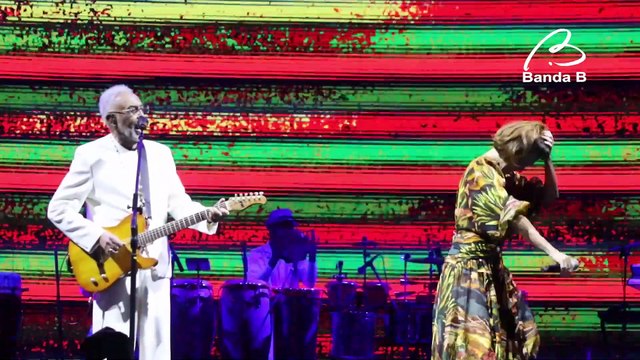 Não chores mais - Gilberto Gil com Marjorie Estiano em Curitiba