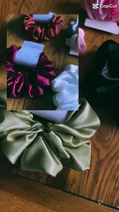 Scrunchies ✨ 🌺